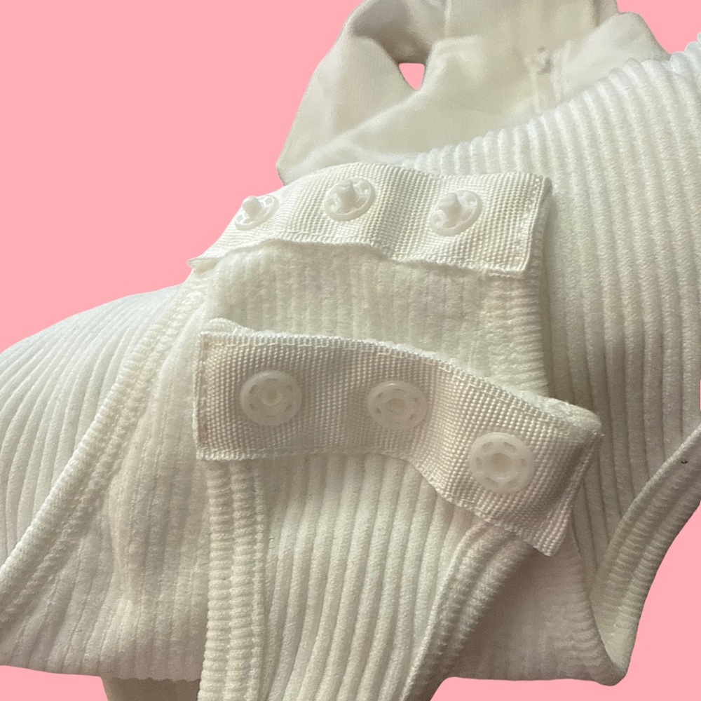 PrettyLittleThing Cream Ribbed Bodysuit - Picture 3 of 4